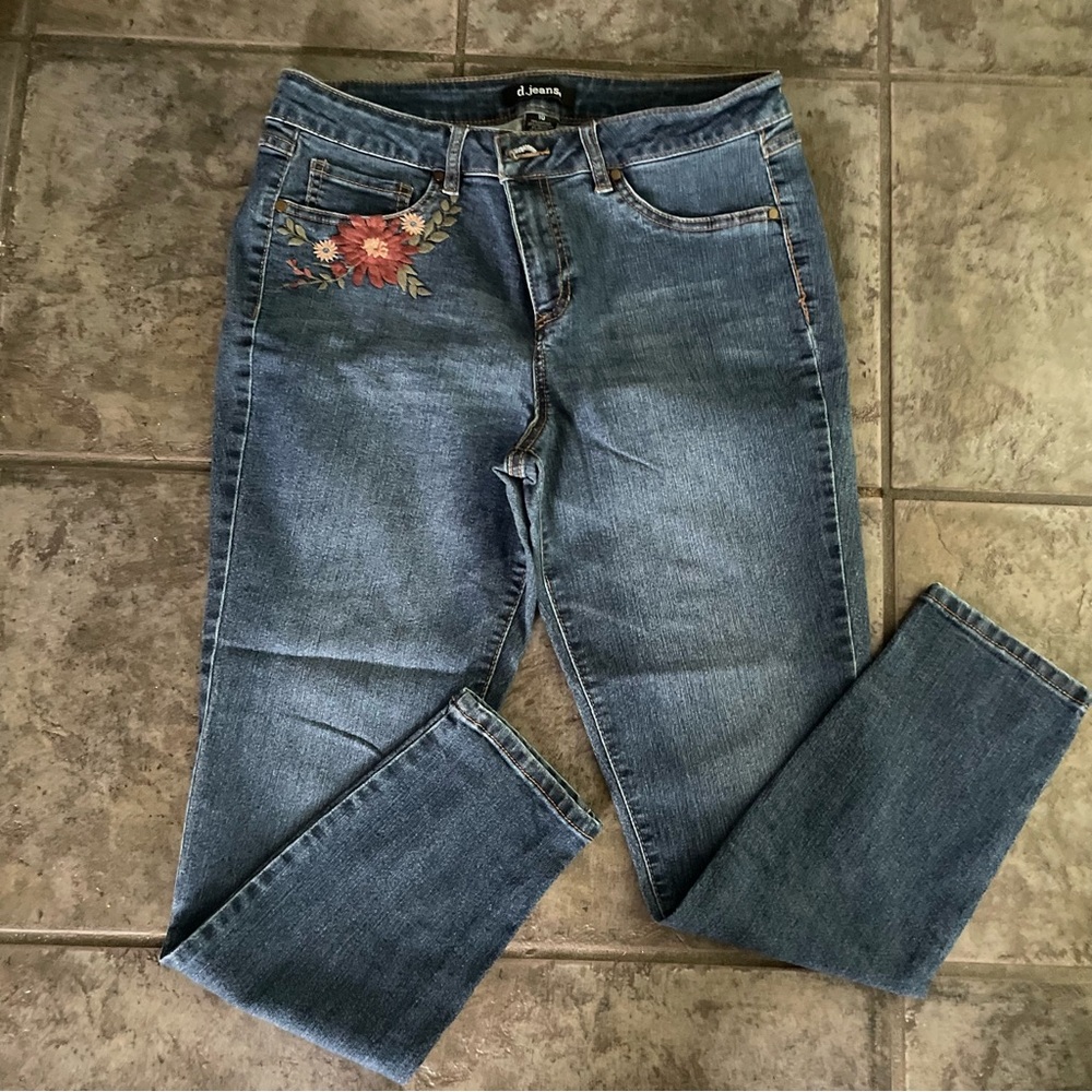 d.jeans Women’s Jeans . Stylish . Size US 10